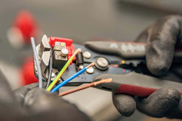 Best Electrical Installation Contractor  in Wayne, MI
